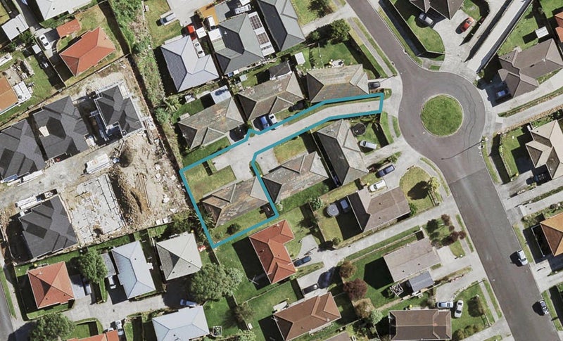 70 Robert Skelton Place, Clendon Park, Auckland - Carousel 1