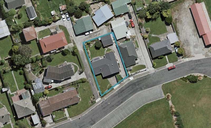 176 Islington Street, Turnbull Thomson Park, Invercargill - Carousel 1