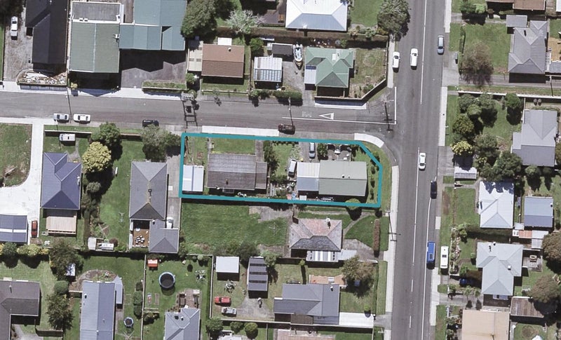 1B Lynton Street, Upper Vogeltown, New Plymouth - Carousel 1