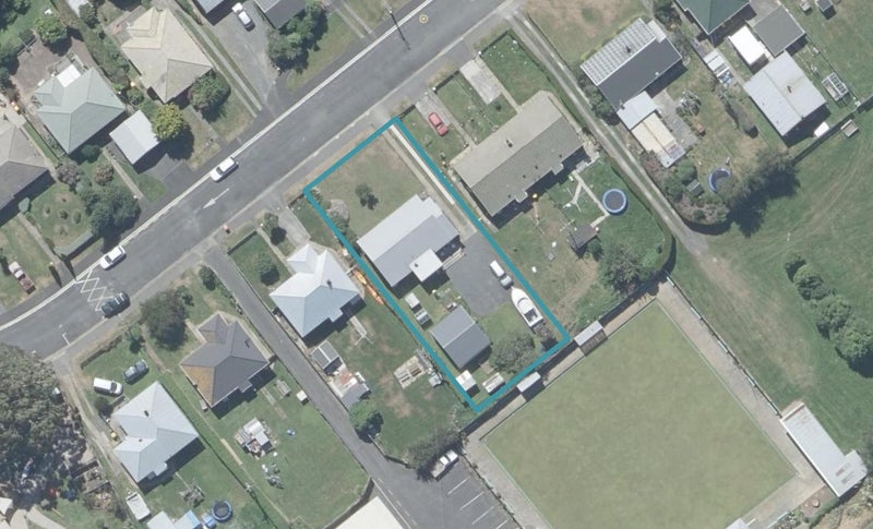 38 Albertson Avenue, Port Chalmers, Dunedin - Carousel 1