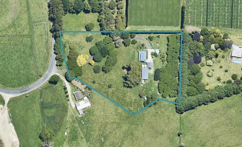 33 Reid Road, Papamoa, Te Puke - Carousel 1