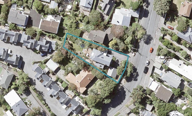 348 Muritai Road, Eastbourne, Lower Hutt - Carousel 1