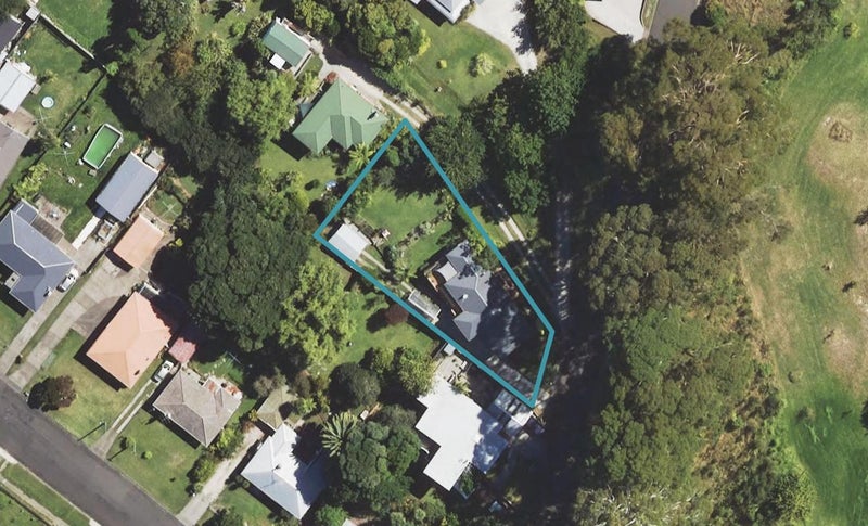 14 Argyll Street, Mangapapa, Gisborne - Carousel 1