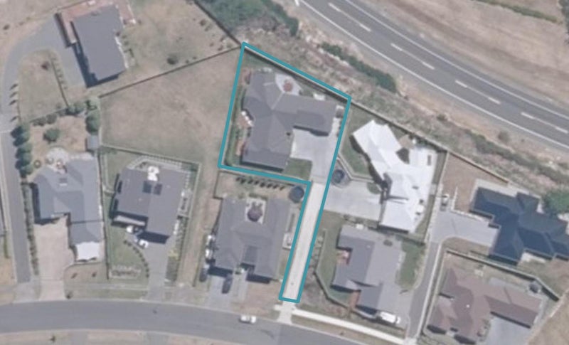 25 Coprosma Crescent, Waipahihi, Taupo - Carousel 1