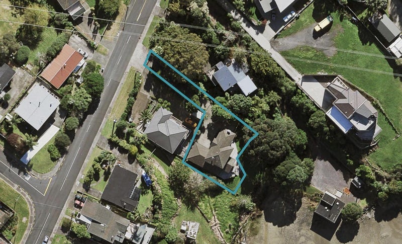35 Frederick Street, Hillsborough, Auckland - Carousel 1