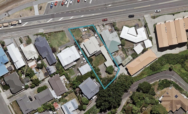 3 Breakwater Road, Bluff Hill, Napier - Carousel 1