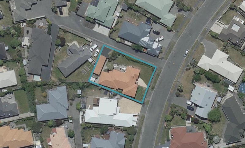 51 Orlando Crescent, Waimairi Beach, Christchurch - Carousel 1