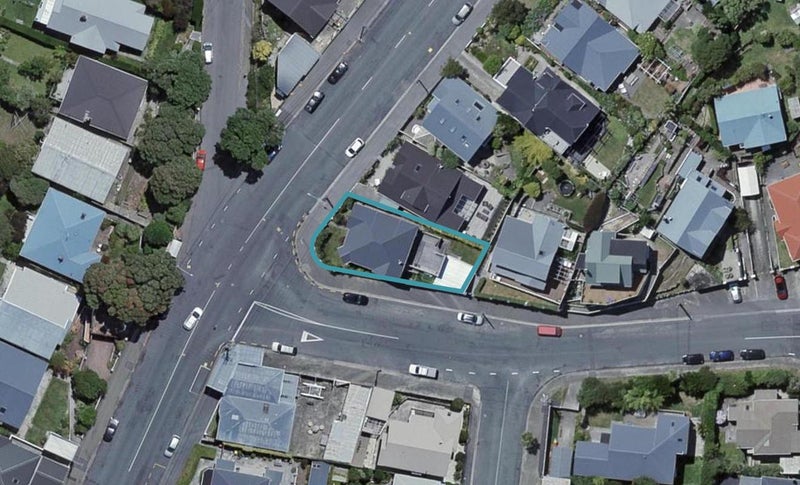 69 Waipapa Road, Hataitai, Wellington - Carousel 1