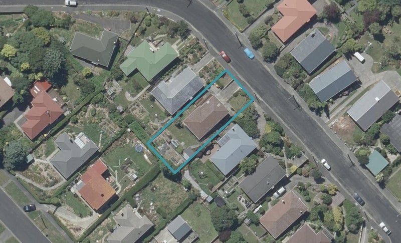 16 Truby King Crescent, Liberton, Dunedin - Carousel 1