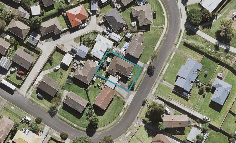 37 Windrush Close, Mangere, Auckland - Carousel 1