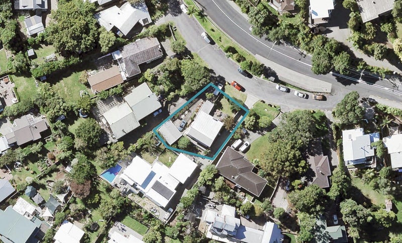 516 Beach Road, Murrays Bay, Auckland - Carousel 1