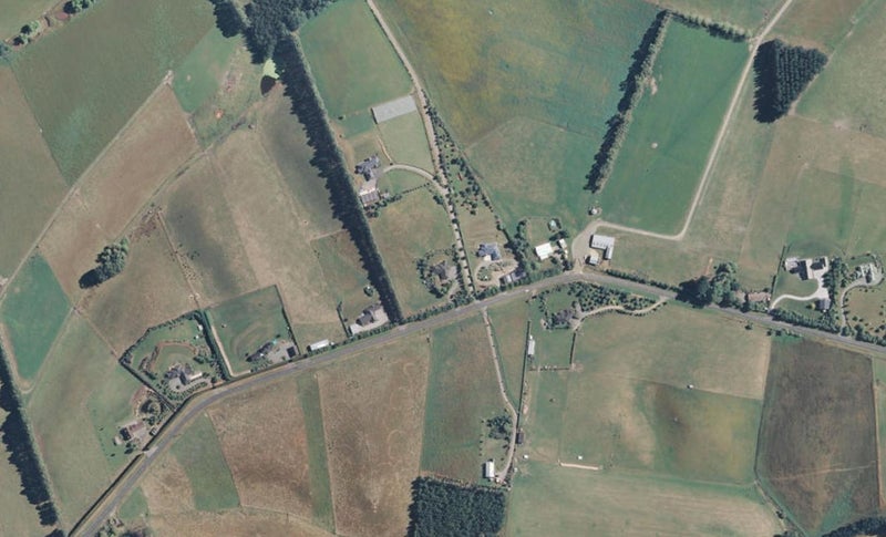 216 Spur Road, Hadlow - Carousel 1