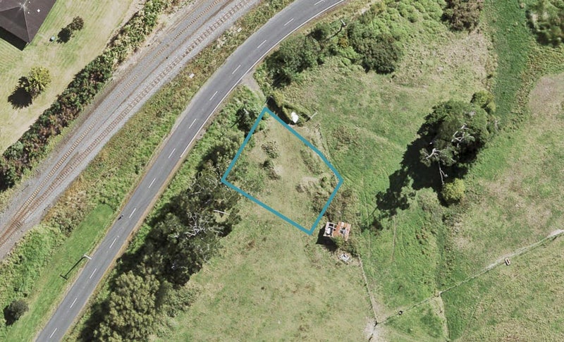 12 Kiokio Place, Swanson, Auckland - Carousel 1