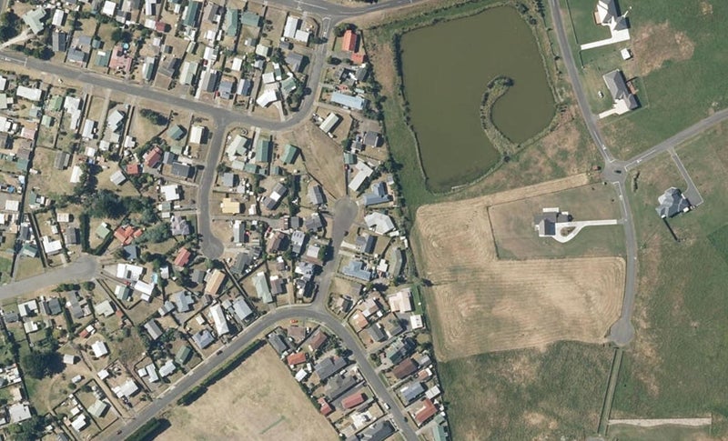 5 Low Avenue, Foxton Beach, Foxton - Carousel 1