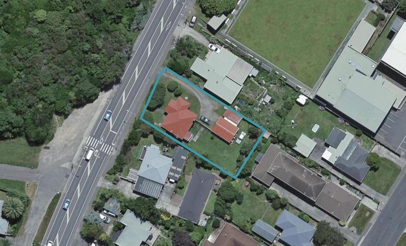 288 Main Road, Tawa, Wellington - Carousel 1