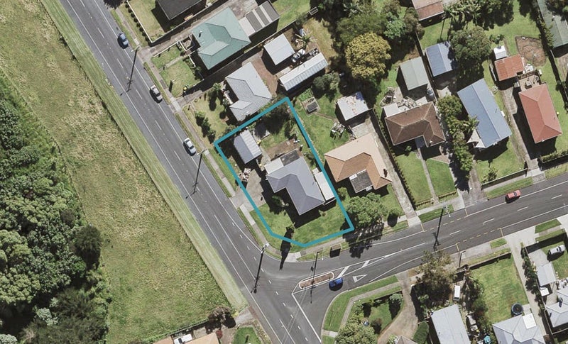183 Wallace Road, Mangere Bridge, Auckland - Carousel 1