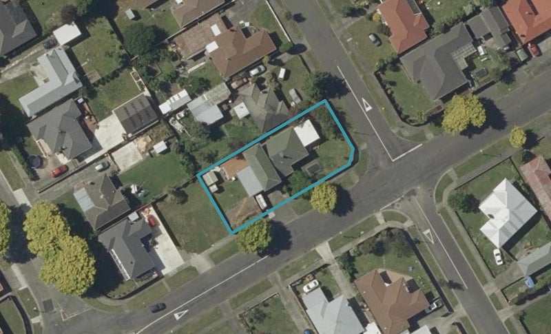35 Liverpool Street, Takaro, Palmerston North - Carousel 1