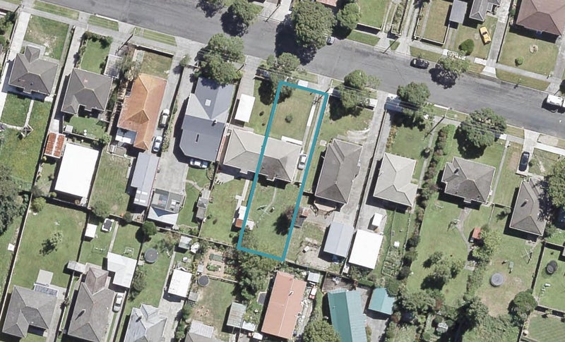 122 Kowhai Street, Naenae, Lower Hutt - Carousel 1