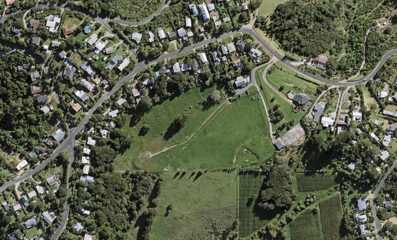 72A Cory Road, Oneroa, Waiheke Island - Carousel 1