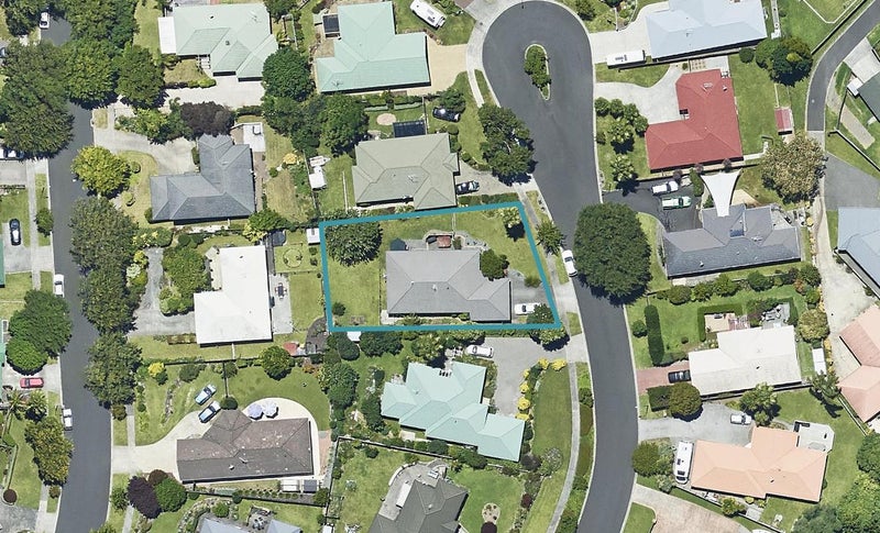 19 Mahonia Place, Pyes Pa, Tauranga - Carousel 1