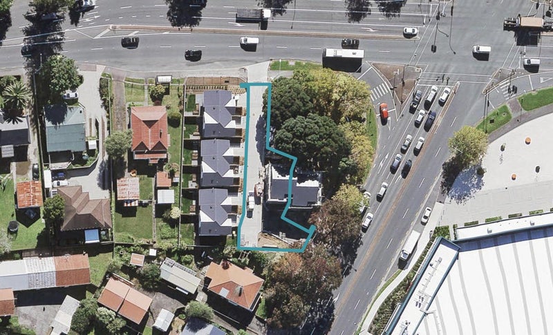 3A Titirangi Road, New Lynn, Auckland - Carousel 1