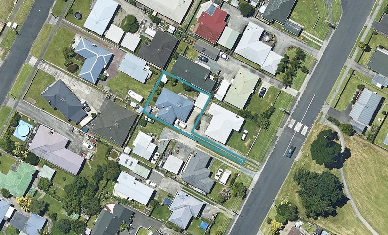 63B Hynds Road, Gate Pa, Tauranga - Carousel 1