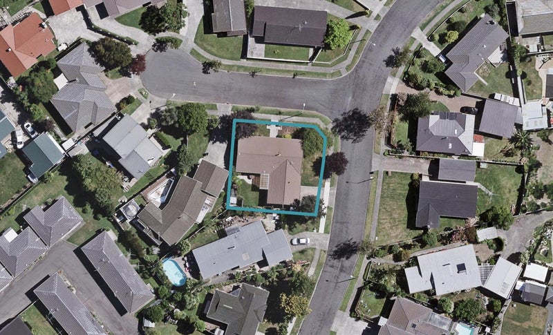 1 Neagle Place, Greenmeadows, Napier - Carousel 1