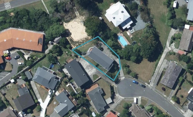 2/8 Beauly Grove, Papakōwhai, Porirua - Carousel 1