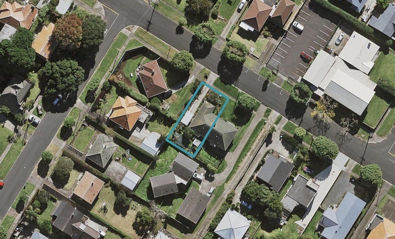 20 Rawhiti Road, One Tree Hill, Auckland - Carousel 1