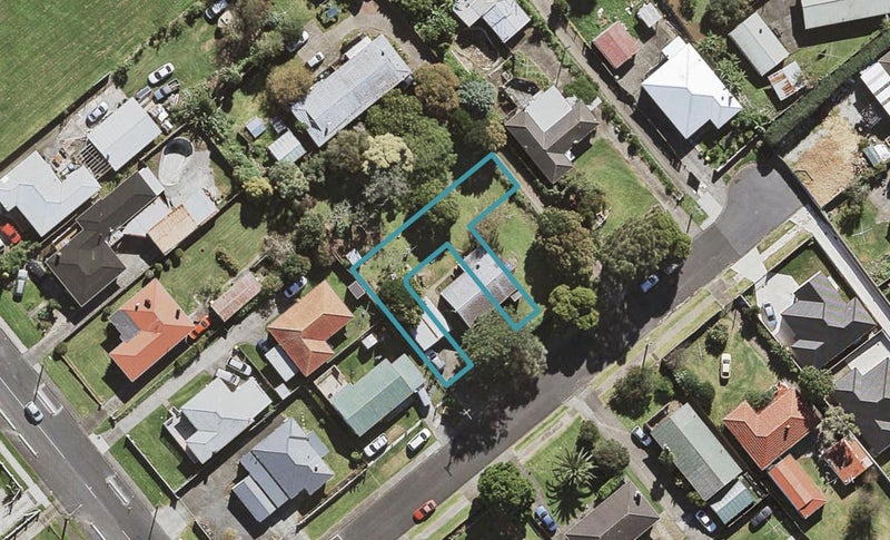 6 Kanorau Place, Mangere, Auckland - Carousel 1