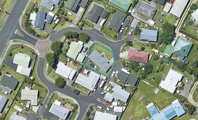 4 Park View Rise, Gate Pa, Tauranga - Carousel 1
