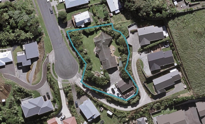 37 Hobart Drive, Spotswood, New Plymouth - Carousel 1