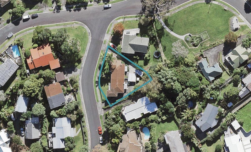 1/67 Brigantine Drive, Beach Haven, Auckland - Carousel 1