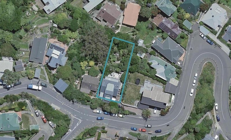 42 Apuka Street, Brooklyn, Wellington - Carousel 1
