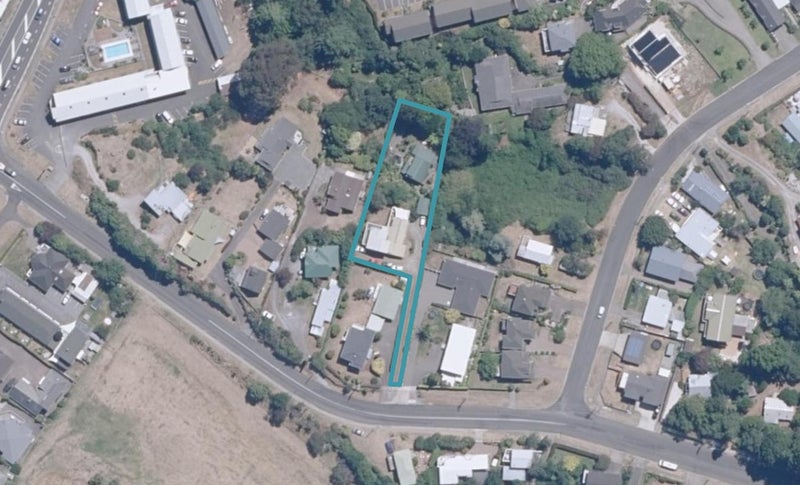 2/24 Hawai Street, Two Mile Bay, Taupo - Carousel 1
