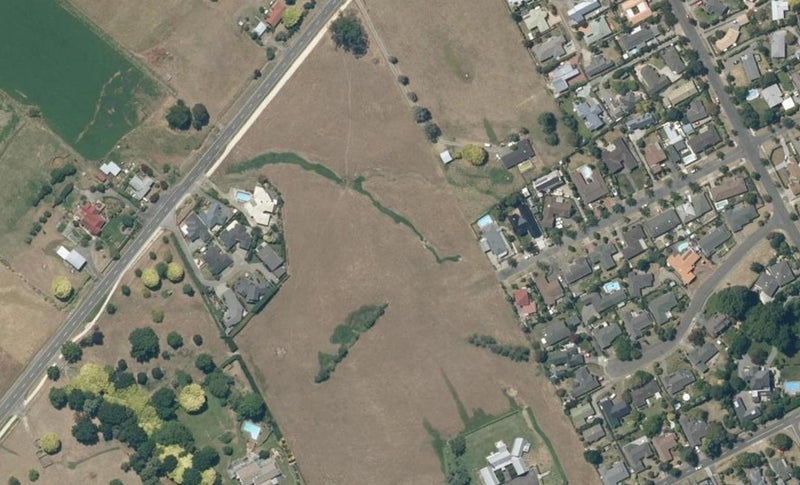 39 Selby Lane, HAVELOCK NORTH - Carousel 1
