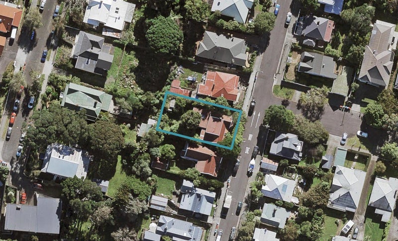 13 Leamington Road, Mount Eden, Auckland - Carousel 1