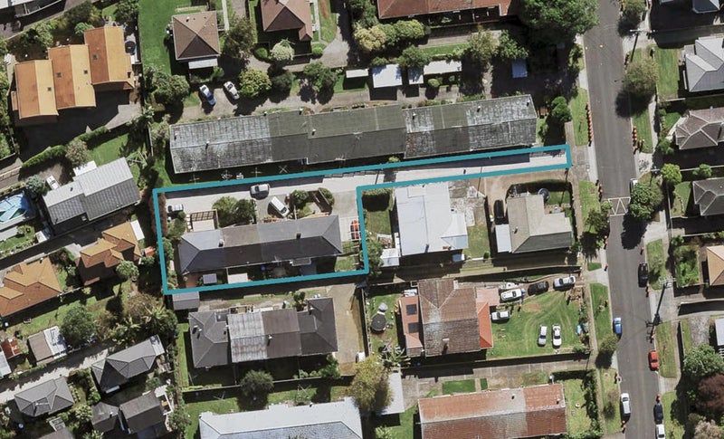 2/14 Inkerman Street, Onehunga, Auckland - Carousel 1