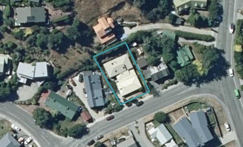 3A Watts Road, Fernhill, Queenstown - Carousel 1