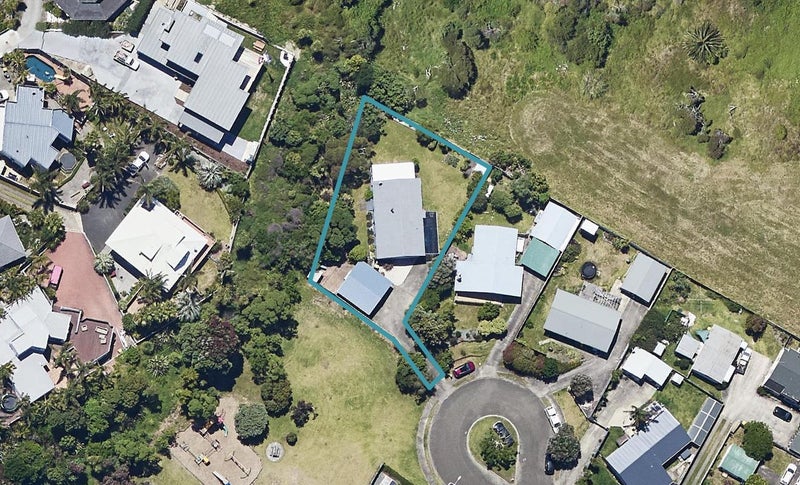 18A Alpha Avenue, Coastlands, Whakatane - Carousel 1