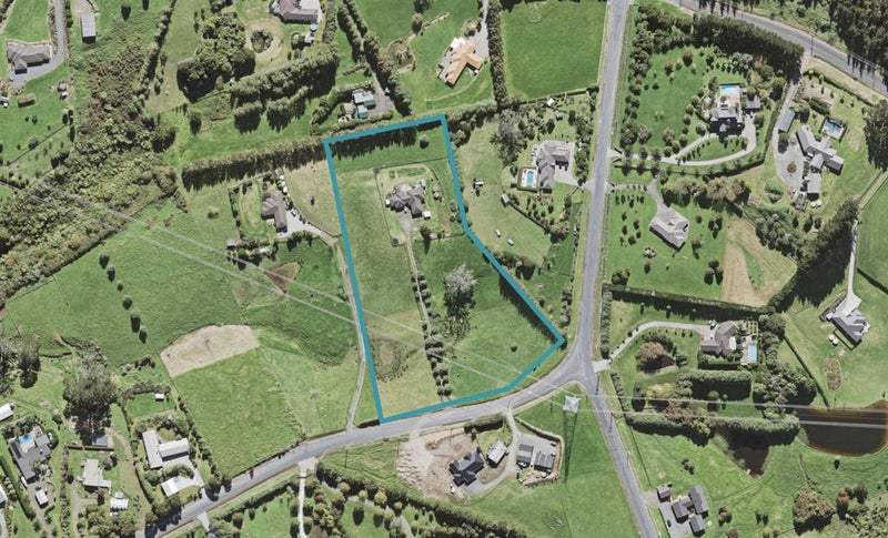 221 Oraha Road, Kumeu - Carousel 1