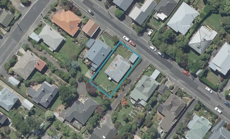 23 Fairfax Street, Maori Hill, Dunedin - Carousel 1
