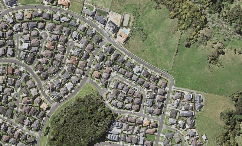 11 Andy Crescent, Flat Bush, Auckland - Carousel 1
