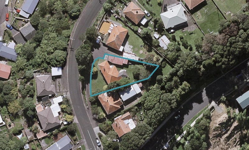 117 Glenpark Avenue, Frankleigh Park, New Plymouth - Carousel 1