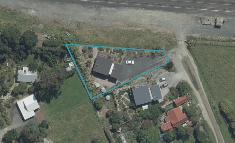 2 McLachlan Street, Waitati, Waitati - Carousel 1
