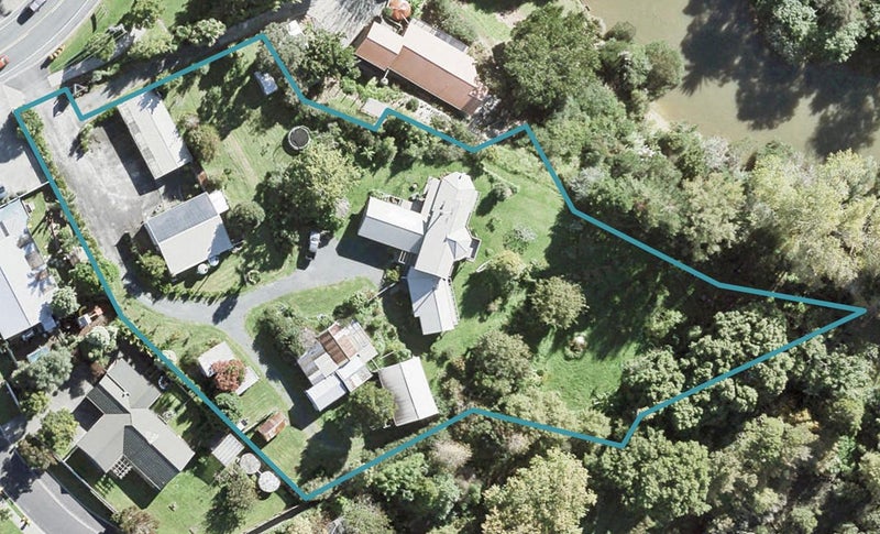 988 Matakana Road, Warkworth - Carousel 1