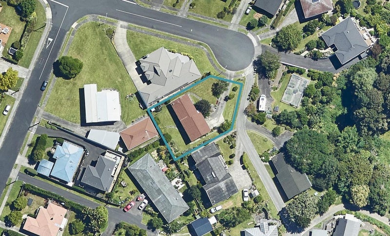 21 Keilor Road, Otumoetai, Tauranga - Carousel 1