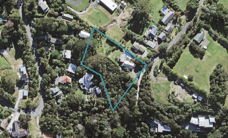 14 Buckleys Track, Paremoremo, Auckland - Carousel 1