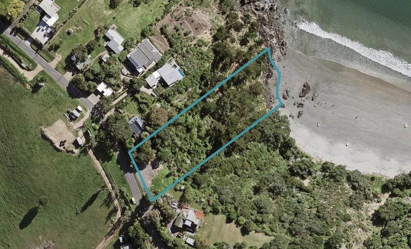 346 Sea View Road, Ostend, Waiheke Island - Carousel 1