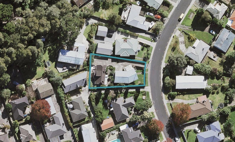 2/12 Tilden Avenue, Hillcrest, Auckland - Carousel 1